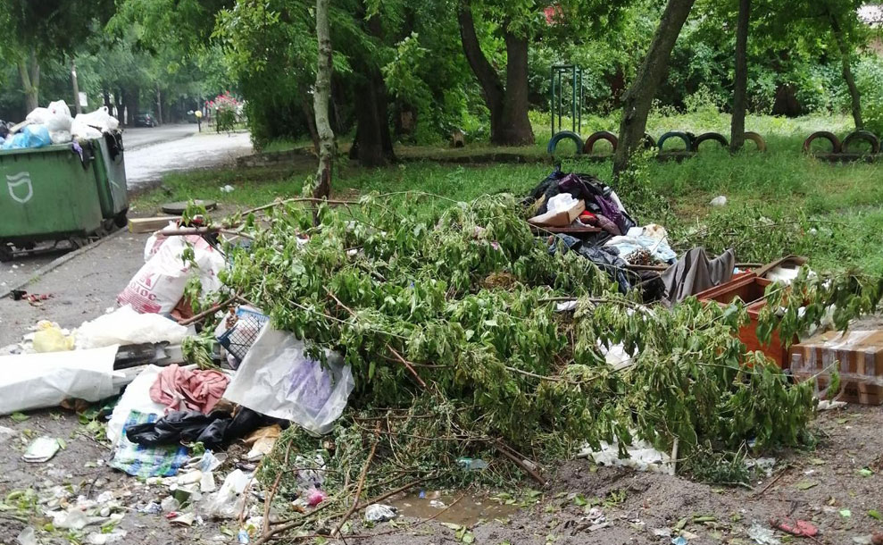 Стихійні звалища - це наша спільна проблема