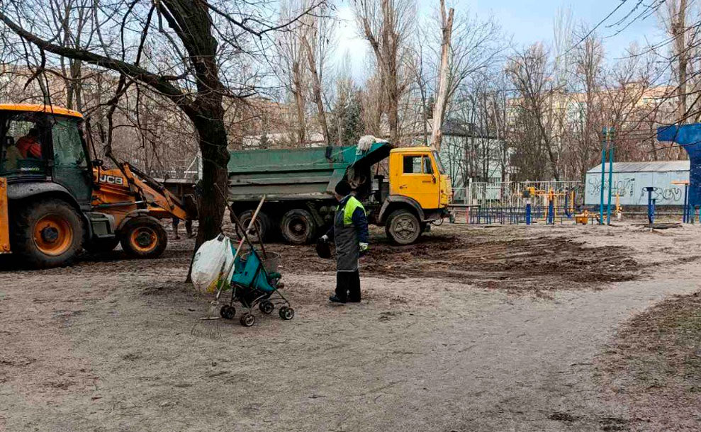 Прибирання снігу (фоторепортаж)