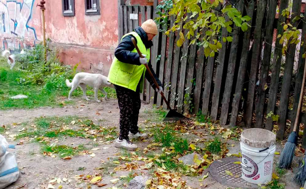 Незважаючи на погодні умови "Екологія-Д" пілкується по чистоту міста