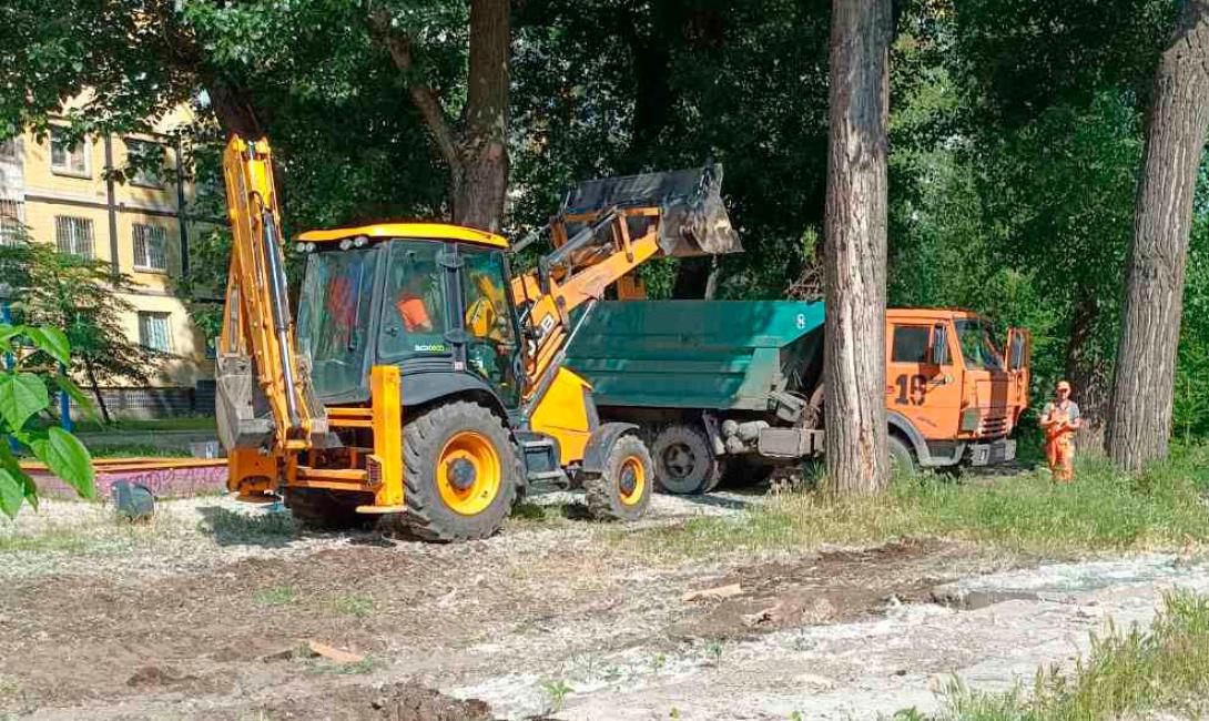 Прибирання стихійних сміттєзвалищ та  негабаритного сміття