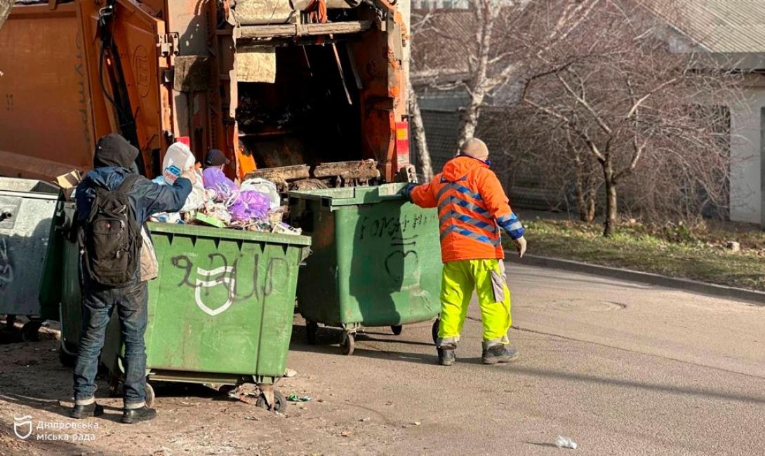 Збільшення обсягів сміття у Дніпрі зросло на 25-30% під час свят
