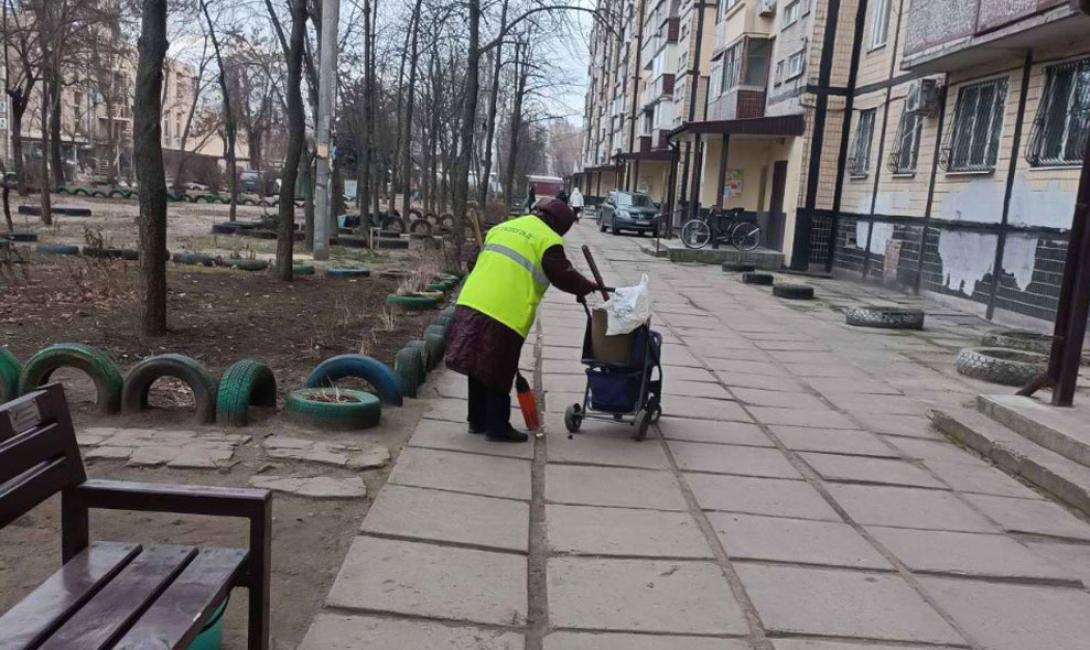 Зимове прибирання прибудинкових територій – наш пріоритет